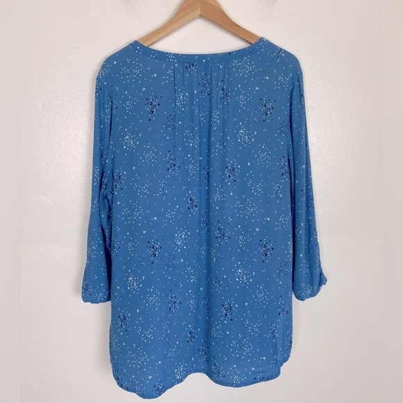 Croft & Barrow Women's Floral Top Size XL Color Blue 3/4 Sleeve Semi Sheer - Picture 2 of 12